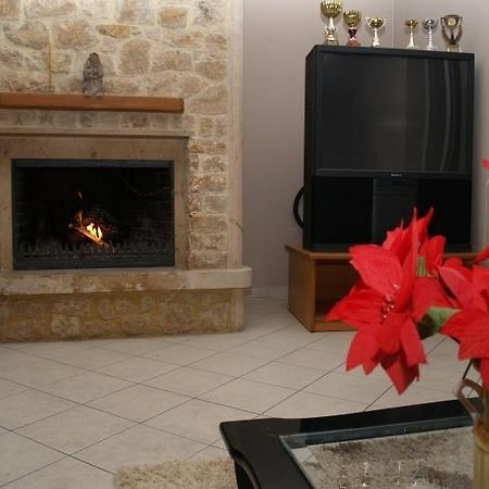 Dimitra Guesthouse Kastoria Exterior photo